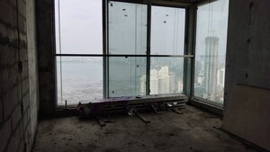 Bedroom in 5 BHK Apartment at Kalpataru Oceana, Prabhadevi – for Sale