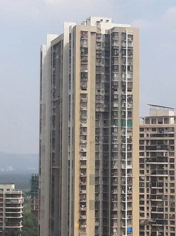 2 BHK Apartment For Sale in Neptune Flying Kite, Bhandup West