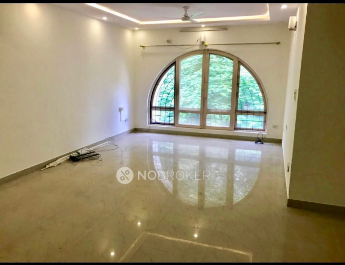 4 BHK + Study Room Apartment For Rent in Sterling Brunton