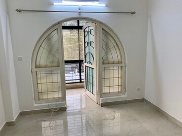 Building Lobby in 4 BHK Apartment at Sterling Brunton, Mg Road – for Rent