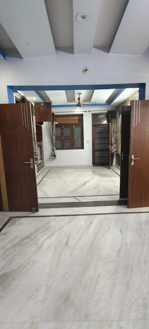 Bedroom in 3 BHK Builder Floor at Dwarka Mor – for Rent