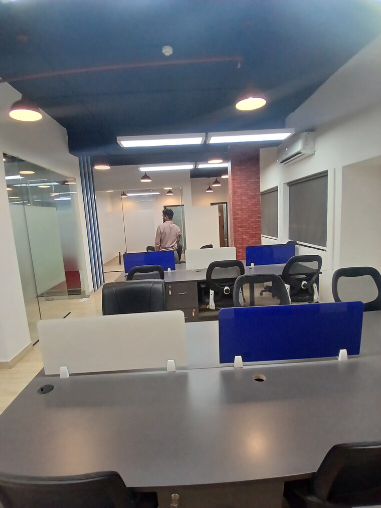 Team Area, ithums-62 Commercial Office Space in IT/SEZ 1500 Sq.Ft. In Sector 62 Noida 9397786