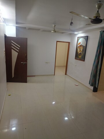 Furnished Amenities in 2 BHK Apartment at Chinta Mani, Panch Pakhadi – for Rent