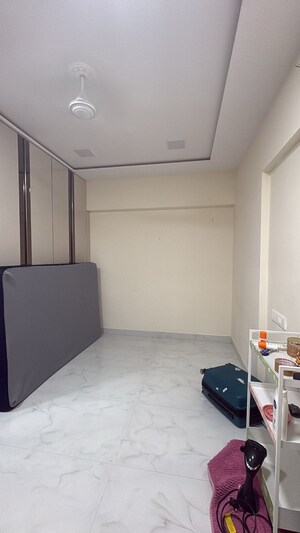 Team Area in  Pg at Worli – for Rent