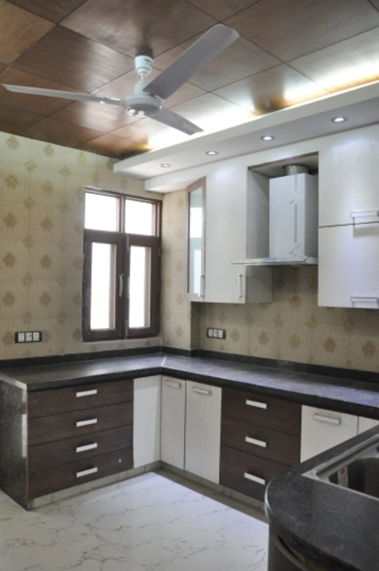 Kitchen, greater kailash i 3 Bedroom 2600 Sq.Ft. Builder Floor In Greater Kailash I Delhi 9397804