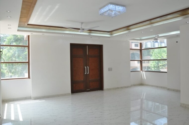 Living Room, greater kailash i 3 Bedroom 2600 Sq.Ft. Builder Floor In Greater Kailash I Delhi 9397804
