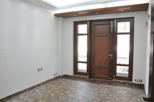 Master Bedroom in 3 BHK Builder Floor at Greater Kailash I – for Rent