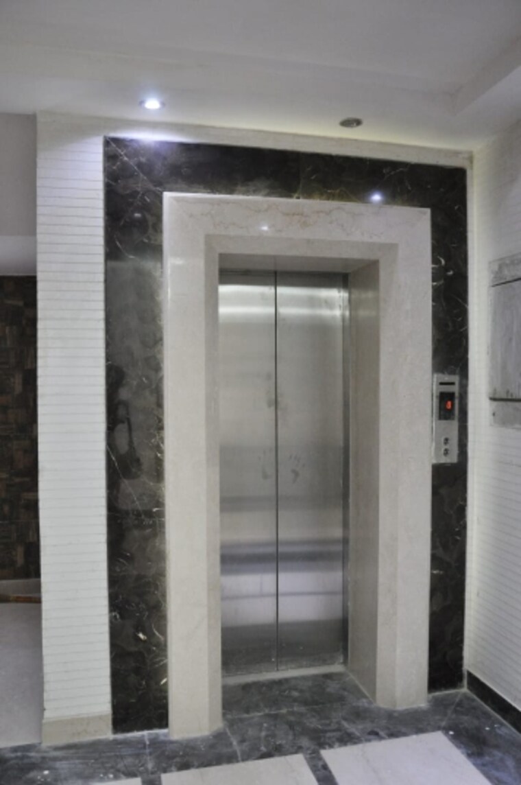 undefined, greater kailash i 3 Bedroom 2600 Sq.Ft. Builder Floor In Greater Kailash I Delhi 9397804