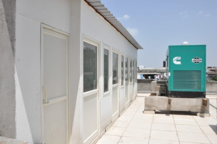 Terrace, greater kailash i 3 Bedroom 2600 Sq.Ft. Builder Floor In Greater Kailash I Delhi 9397804