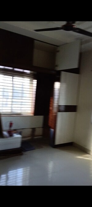 Room in 2 BHK Apartment at Anand Apartments New Nallakunta, New Nallakunta – for Sale
