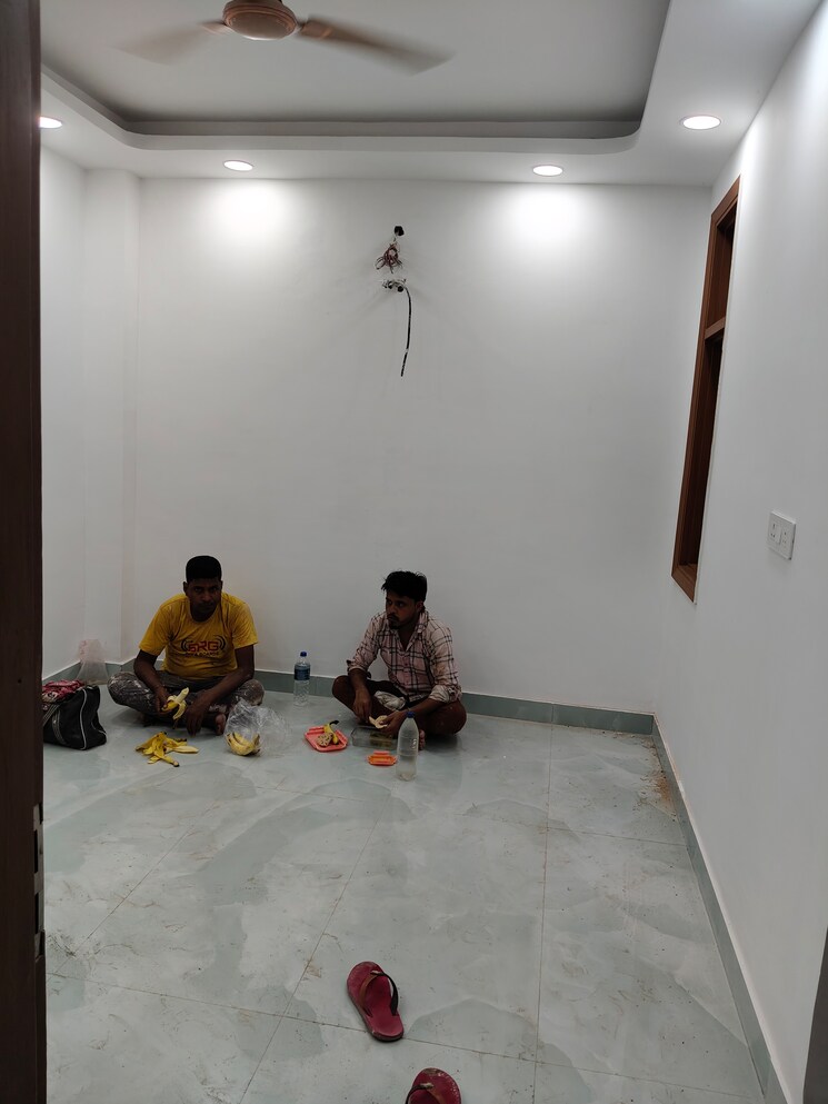 Room, govindpuri 1 Bedroom 368 Sq.Ft. Builder Floor In Govindpuri Delhi 9397860