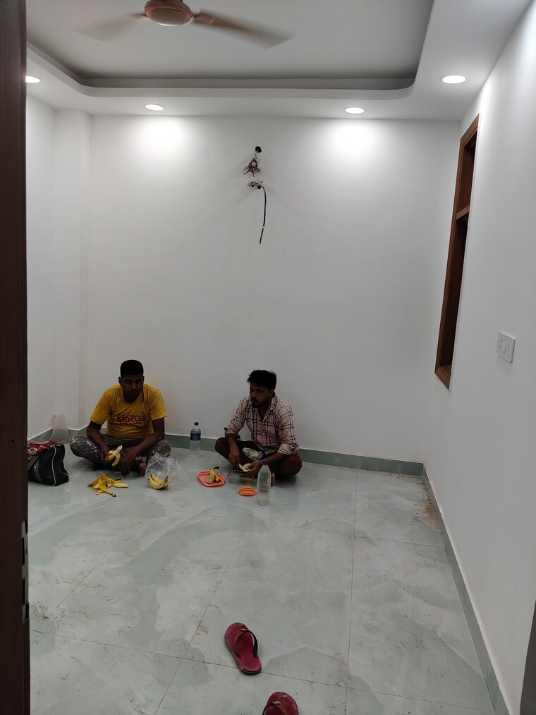 Room, govindpuri 1 Bedroom 368 Sq.Ft. Builder Floor In Govindpuri Delhi 9397860