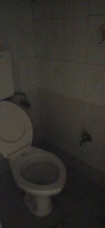 3 BHK 1700 Sq.Ft. Apartment in Prangan Apartments