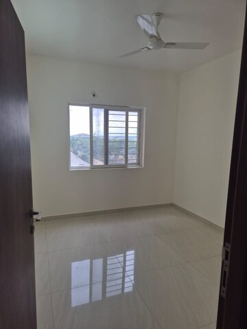 Room in 3 BHK Apartment at Makuta My Space 2, Bachupally – for Sale
