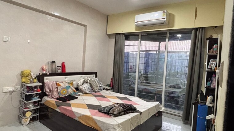 Bedroom, goregaon east Pg For Boys & Girls In Goregaon East 9397886