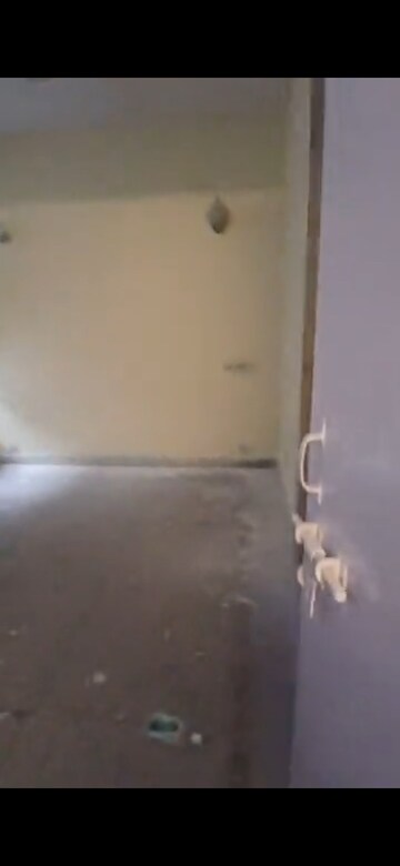 Furnished Amenities in 2 BHK Apartment at Ashiana Apartment, Sector 62 – for Rent