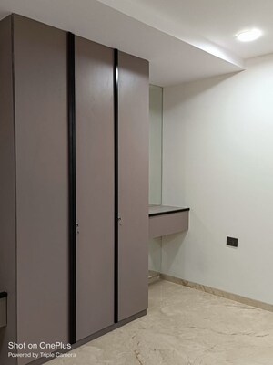 Room in 3 BHK Apartment at Sri Fortune One, Banjara Hills – for Rent