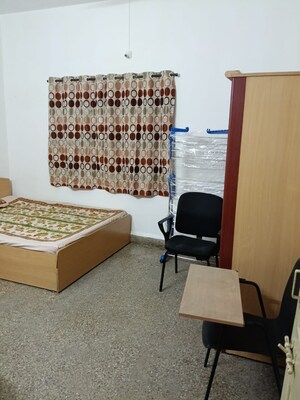 Master Bedroom in 1 BHK Apartment at Aundh – for Rent