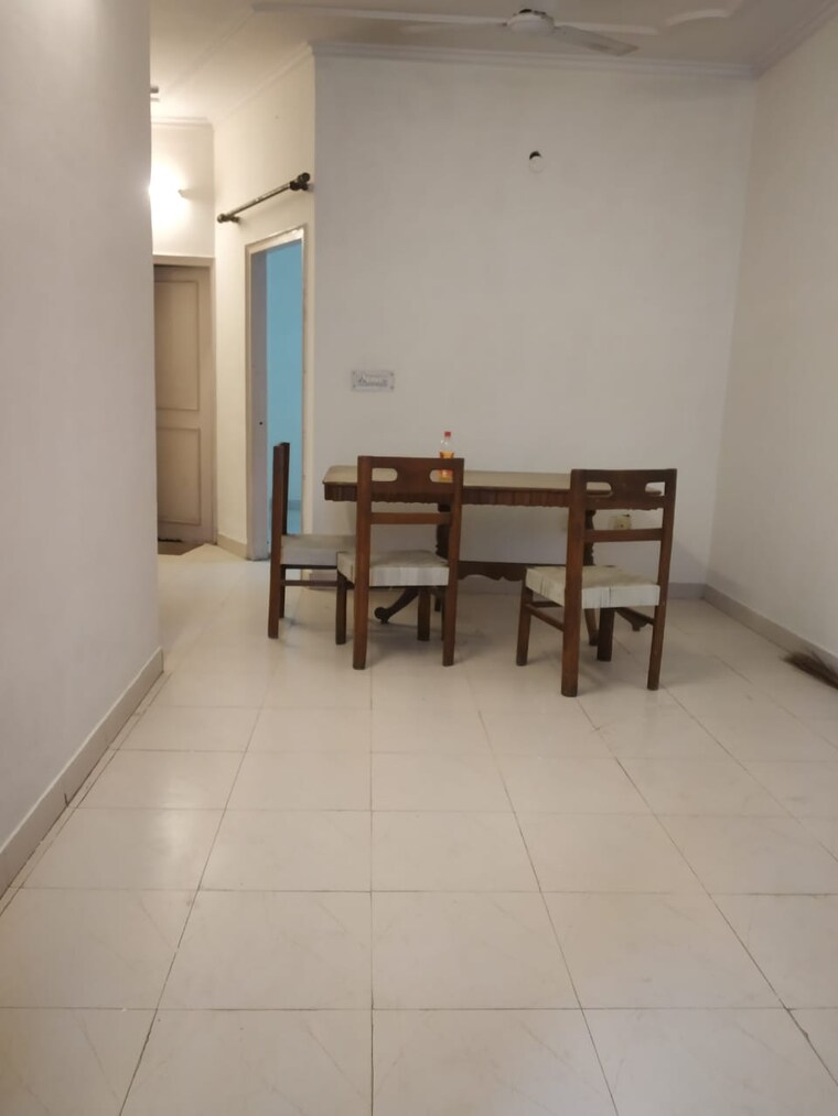 undefined, rail-vihar-sector-30 2 Bedroom 850 Sq.Ft. Builder Floor In Sector 30 Noida 9397932