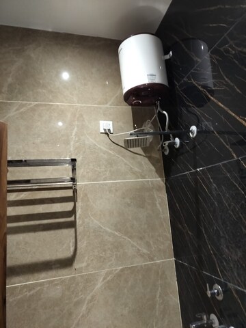 3 BHK Apartment For Rent in Green Valley Residencia, Ghazipur