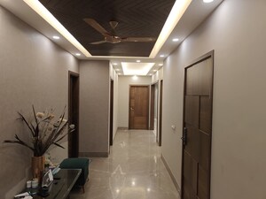 Building Lobby in 2.5 BHK Apartment at Ansal Plaza Sector-23, Sector 23 – for Rent