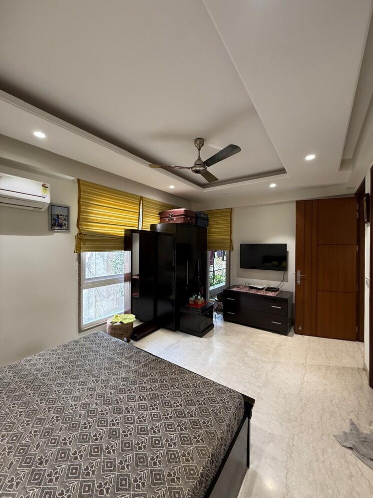 Bedroom, nehru enclave 3 Bedroom 1800 Sq.Ft. Builder Floor In Nehru Enclave Delhi 9397954
