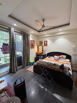 Bedroom in 3 BHK Builder Floor at Nehru Enclave – for Rent
