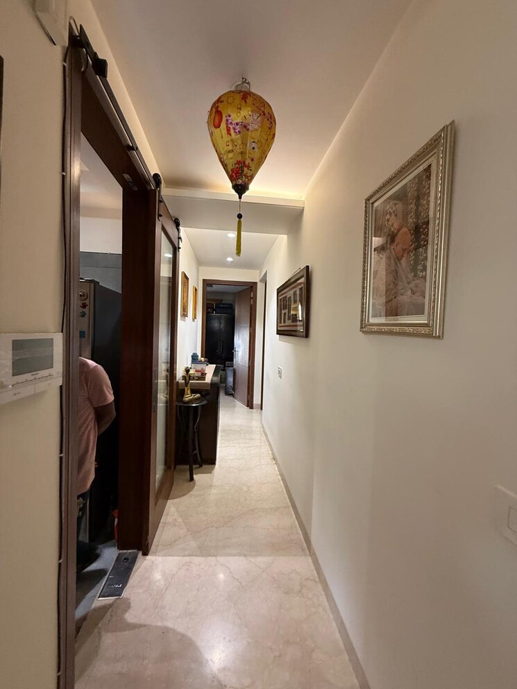 Entrance, nehru enclave 3 Bedroom 1800 Sq.Ft. Builder Floor In Nehru Enclave Delhi 9397954