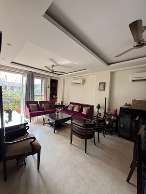 3 BHK Builder Floor For Rent in Nehru Enclave