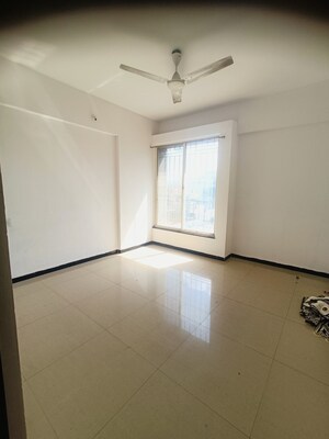 Room in 1 BHK Apartment at Om Shriniwas Venkatesh Classic, Hadapsar – for Rent