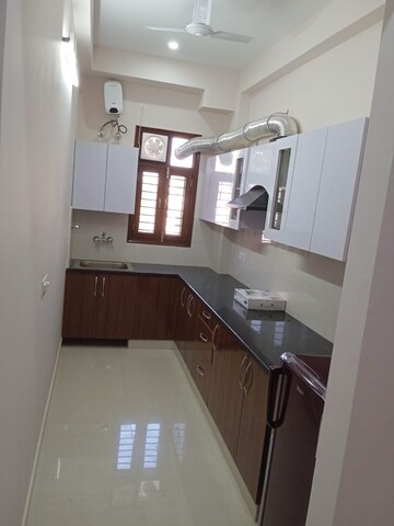 Kitchen in 2 BHK Builder Floor at Sector 46 – for Rent
