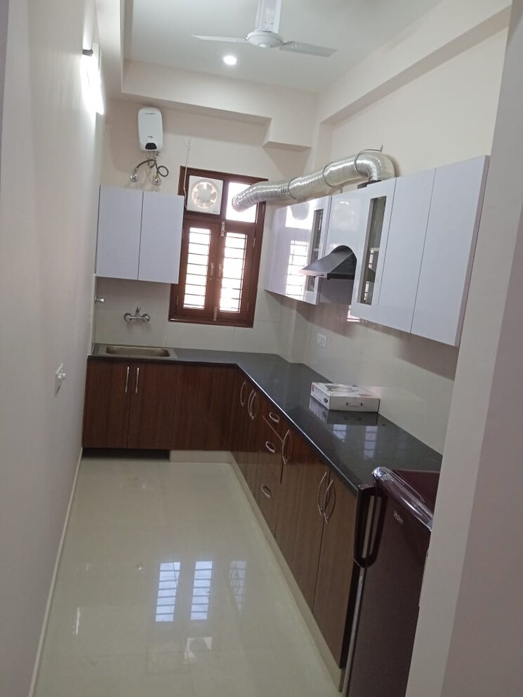 Kitchen, sector 46 2 Bedroom 1438 Sq.Ft. Builder Floor In Sector 46 Gurgaon 9397988
