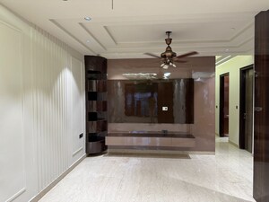Room in 3 BHK Builder Floor at Paschim Vihar – for Sale