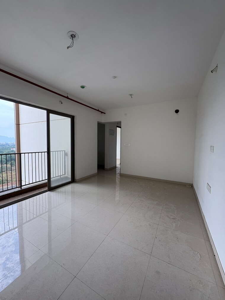 Room, runwal-my-city-phase-ii-cluster-05 2 Bedroom 570 Sq.Ft. Apartment In Usarghar Gaon Thane 9398000