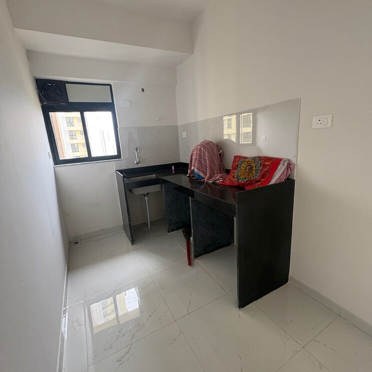 Kitchen, runwal-gardens-phase-3 1 Bedroom 344 Sq.Ft. Apartment In Kalyan Shilphata Road Thane 9398081