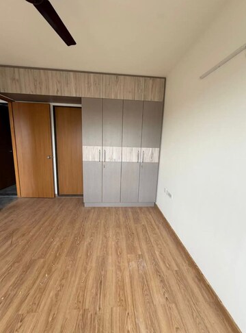 Room in 3 BHK Apartment at Arvind Bel Air, Yelahanka – for Rent