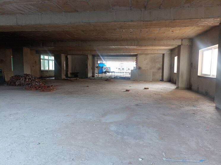  Parking, venkat-enclave-hitech-city Commercial Office Space 54000 Sq.Ft. In Hi Tech City Hyderabad 9398144