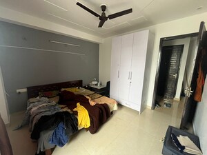 Team Area in 2 BHK Builder Floor at The Legend One, Sector 57 – for Rent