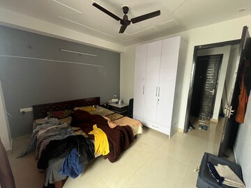 Team Area in 2 BHK Builder Floor at The Legend One, Sector 57 – for Rent