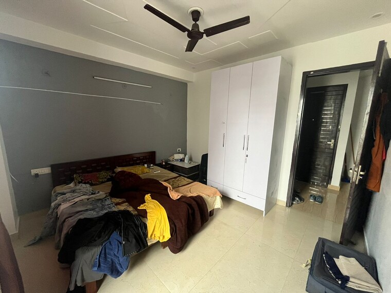 Team Area, the-legend-one 2 Bedroom 220 Sq.Ft. Builder Floor In Sector 57 Gurgaon 9398152