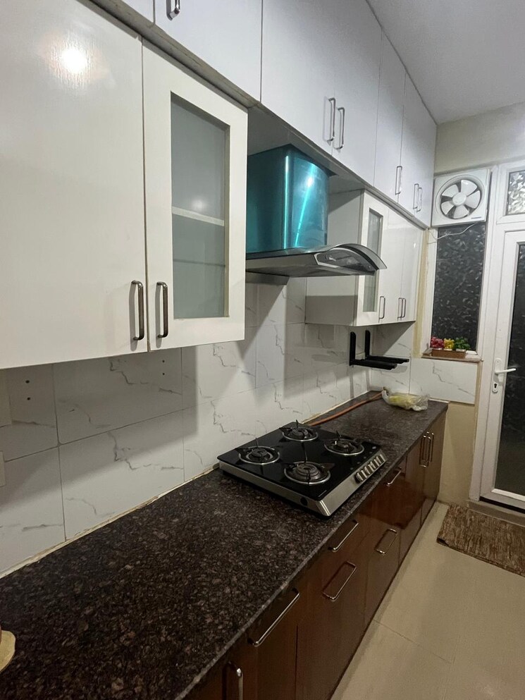 Kitchen, nk-sharma-savitry-greens 2 Bedroom 1350 Sq.Ft. Apartment In Lohgarh Zirakpur 9398190