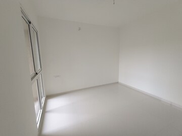 Room in 2 BHK Apartment at Moreshwar 19 East, Nerul – for Rent