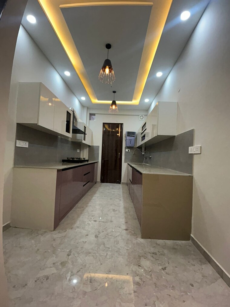 Kitchen, ramgarh bhudda 3 Bedroom 1500 Sq.Ft. Apartment In Ramgarh Bhudda Zirakpur 9398211