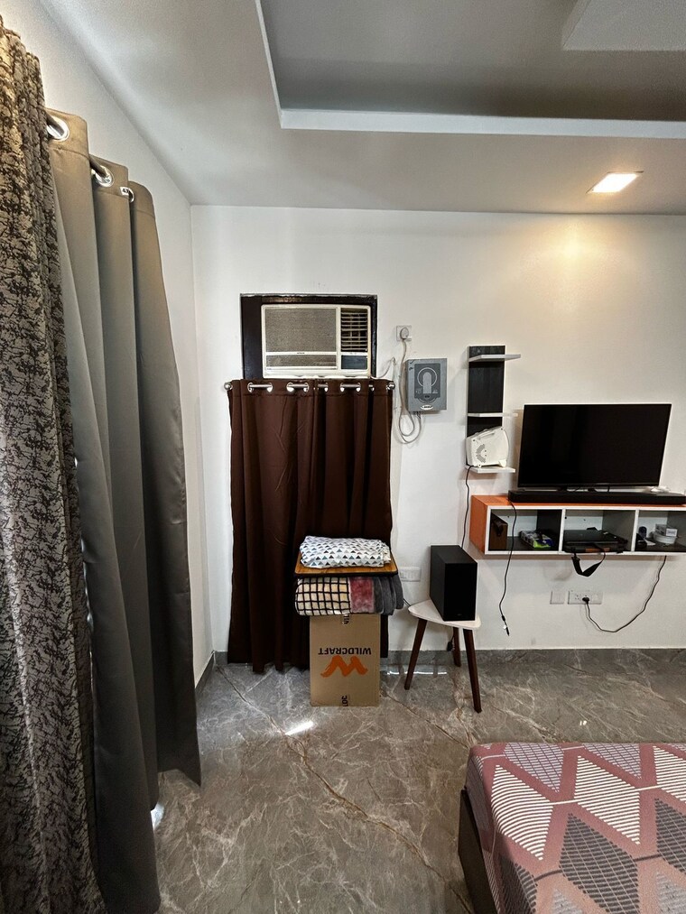 Living Room, sector 45 Studio 647 Sq.Ft. Builder Floor In Sector 45 Gurgaon 9398645