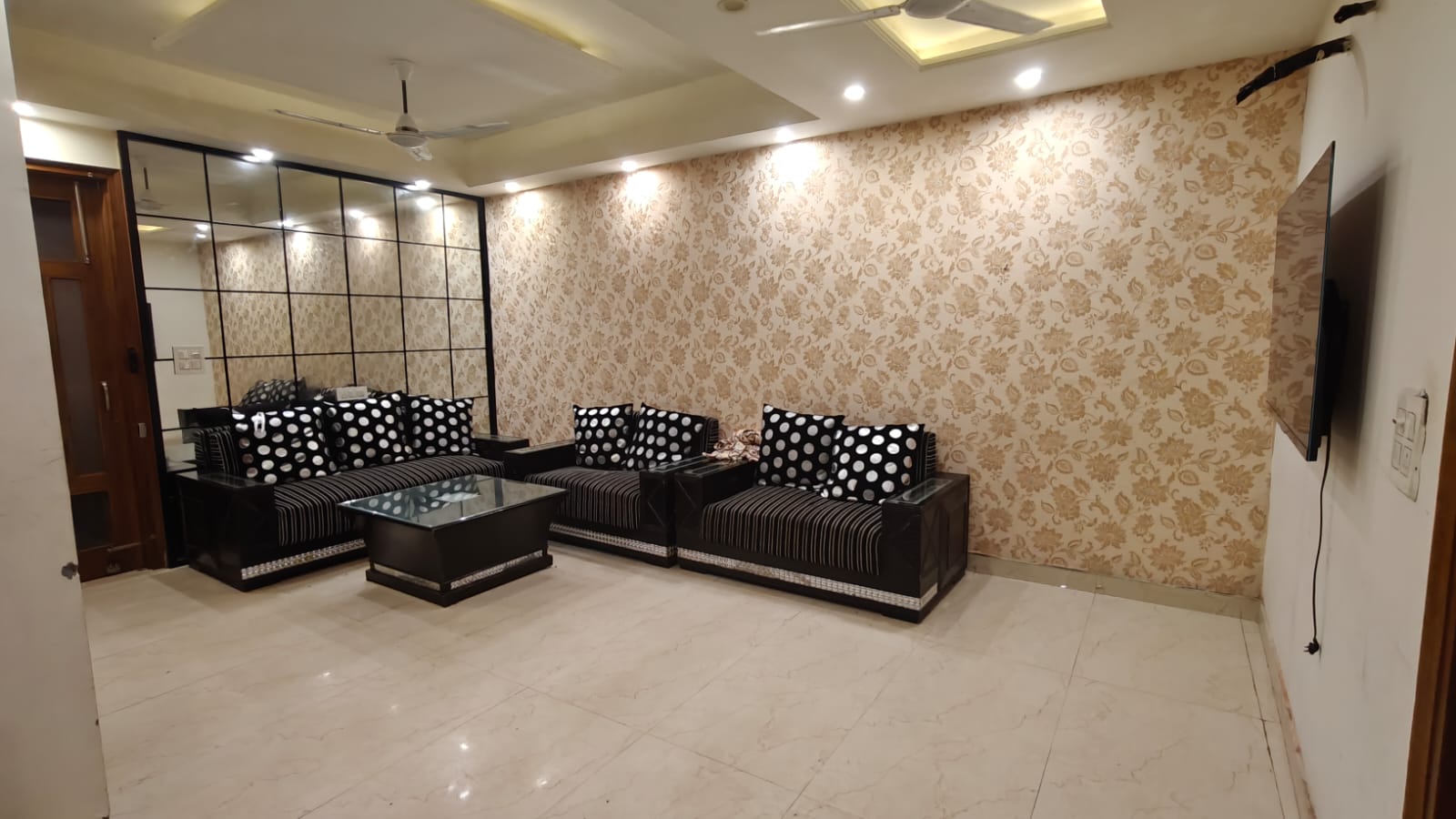 2 BHK + Pooja Room Apartment For Rent in Sunshine Enclave
