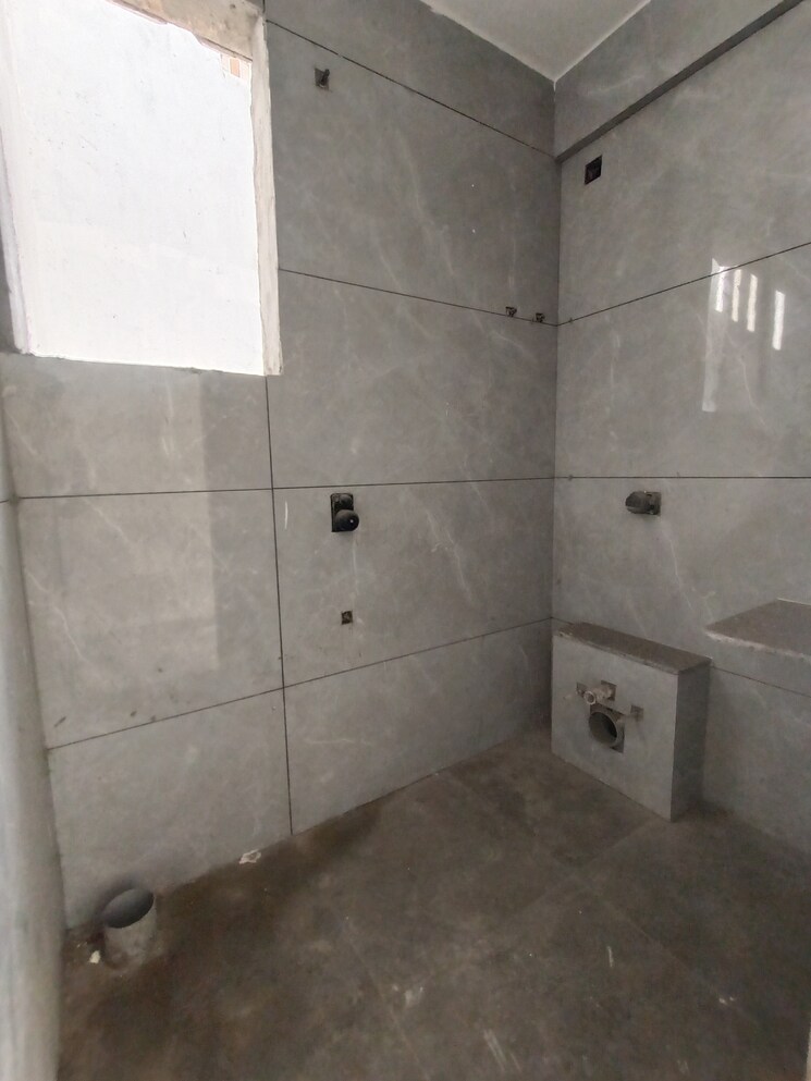 Bathroom, nerul sector 21 3 Bedroom 1026 Sq.Ft. Apartment In Nerul Sector 21 Navi Mumbai 9398263