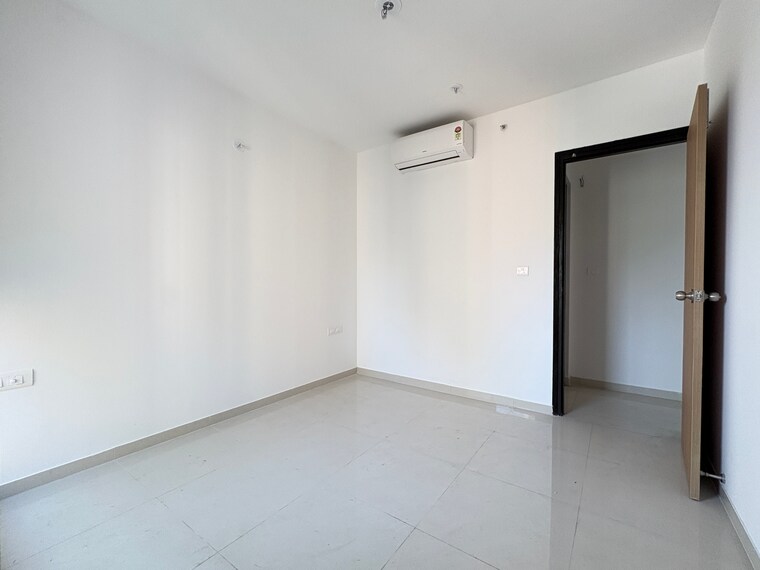 Bedroom, lodha-codename-premier 3 Bedroom 759 Sq.Ft. Apartment In Mangaon Thane 9398268