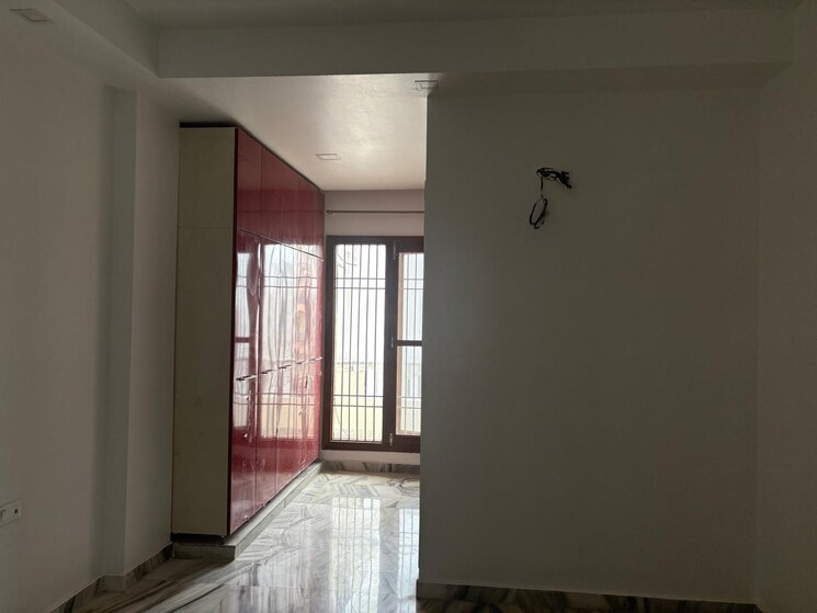 Room, sushant-lok-2 3 Bedroom 200 Sq.Ft. Builder Floor In Sector 57 Gurgaon 9398271