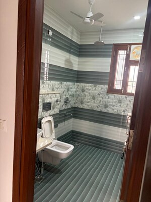 Kitchen in 3 BHK Builder Floor at Sushant Lok 2, Sector 57 – for Rent