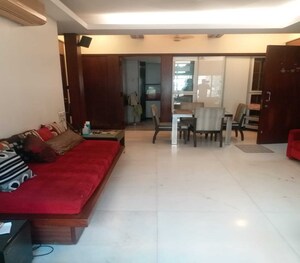 2 BHK Apartment For Rent in Dadar East